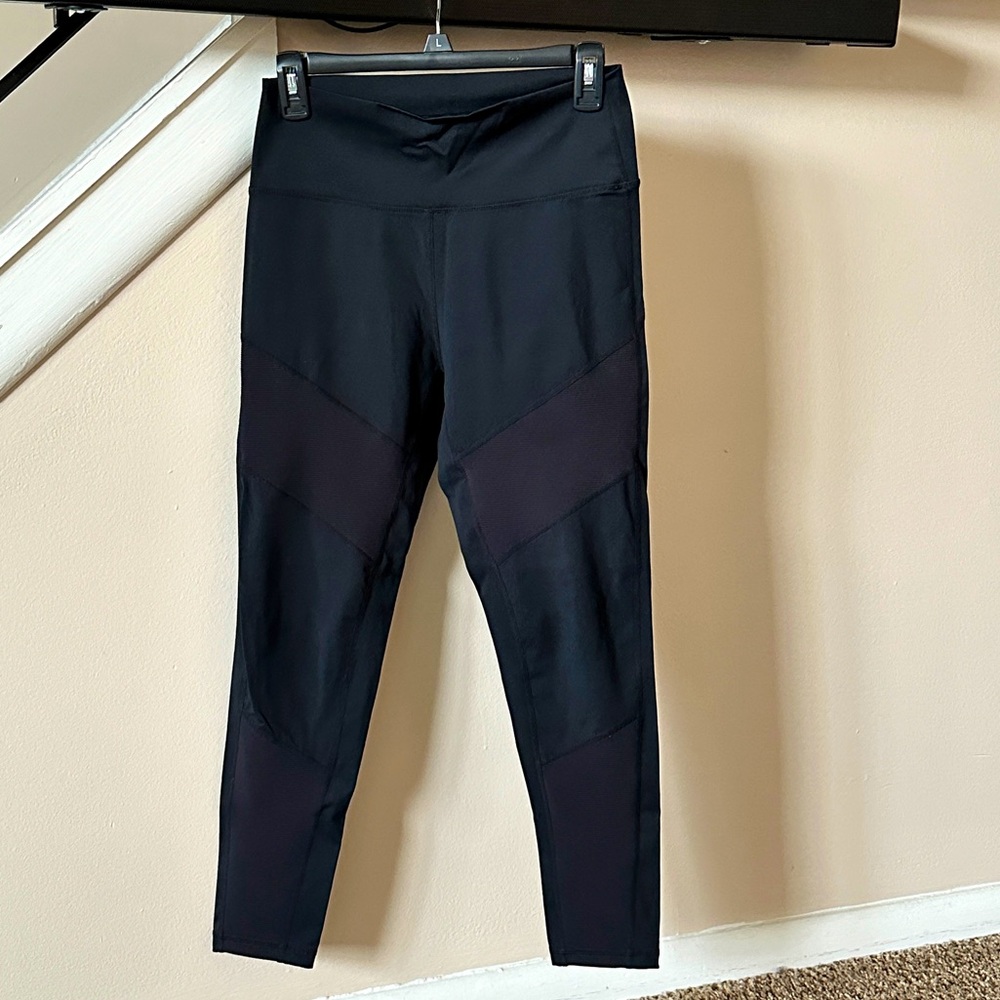 Zyia Black Light n Tight Legging